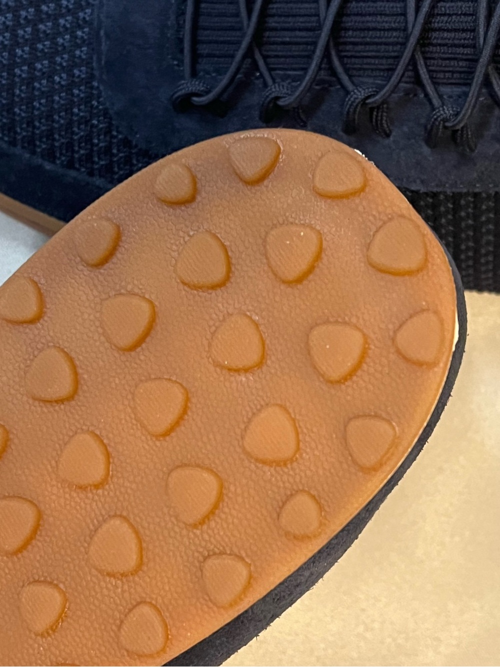 Børn Navy Knit Suede Comfort Sneakers Size 11 NWOB MSRP $140 - Picture 9 of 9